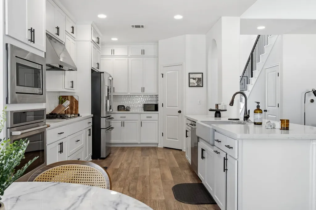 9900 Bayshore Bend Austin TX 78726