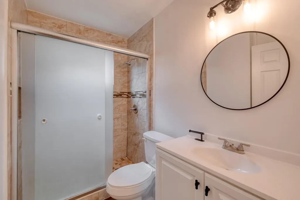 10214 Oak Hollow Drive Austin TX 78758