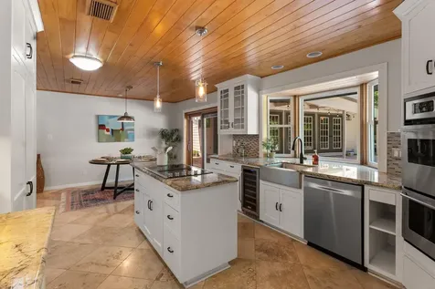 4701 Scottish Woods Cove Austin TX 78746