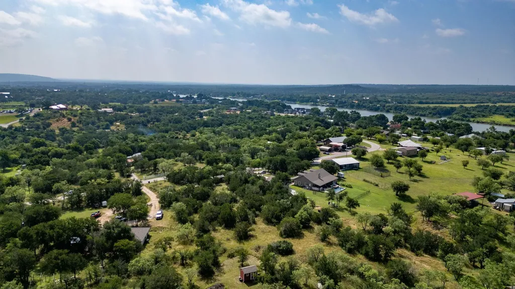 297 Link Drive Kingsland TX 78639