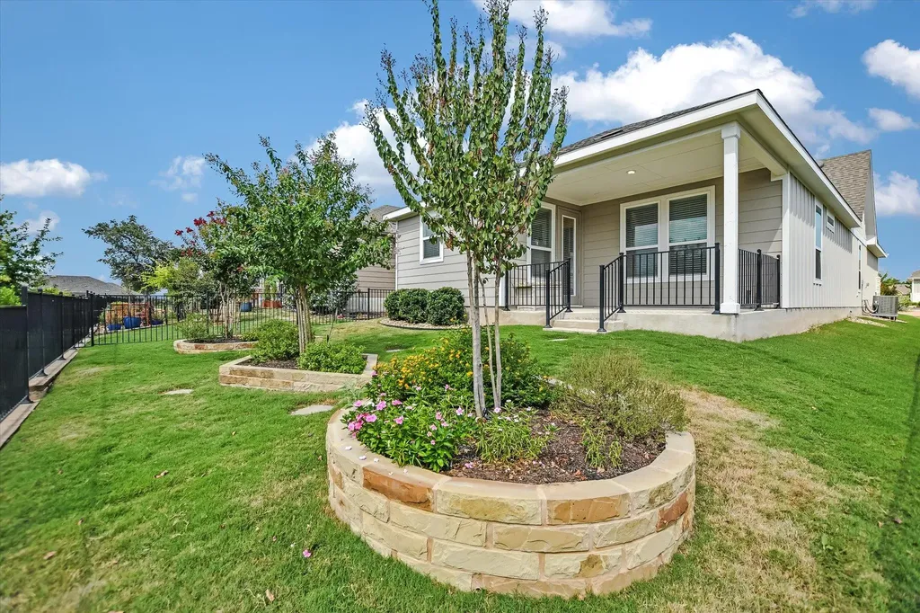 702 Kitty Hawk Road Georgetown TX 78633