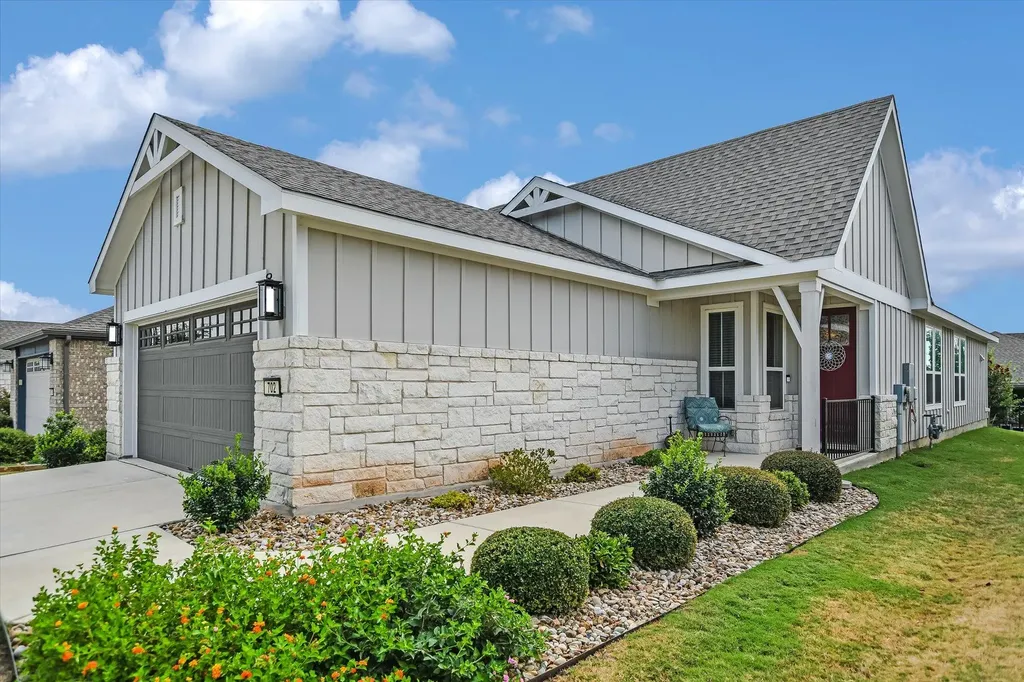702 Kitty Hawk Road Georgetown TX 78633