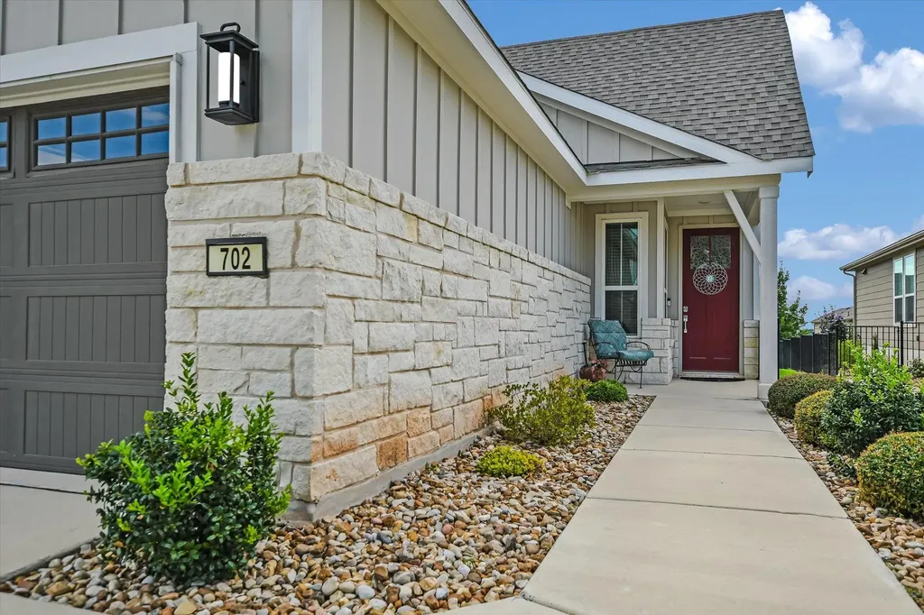 702 Kitty Hawk Road Georgetown TX 78633