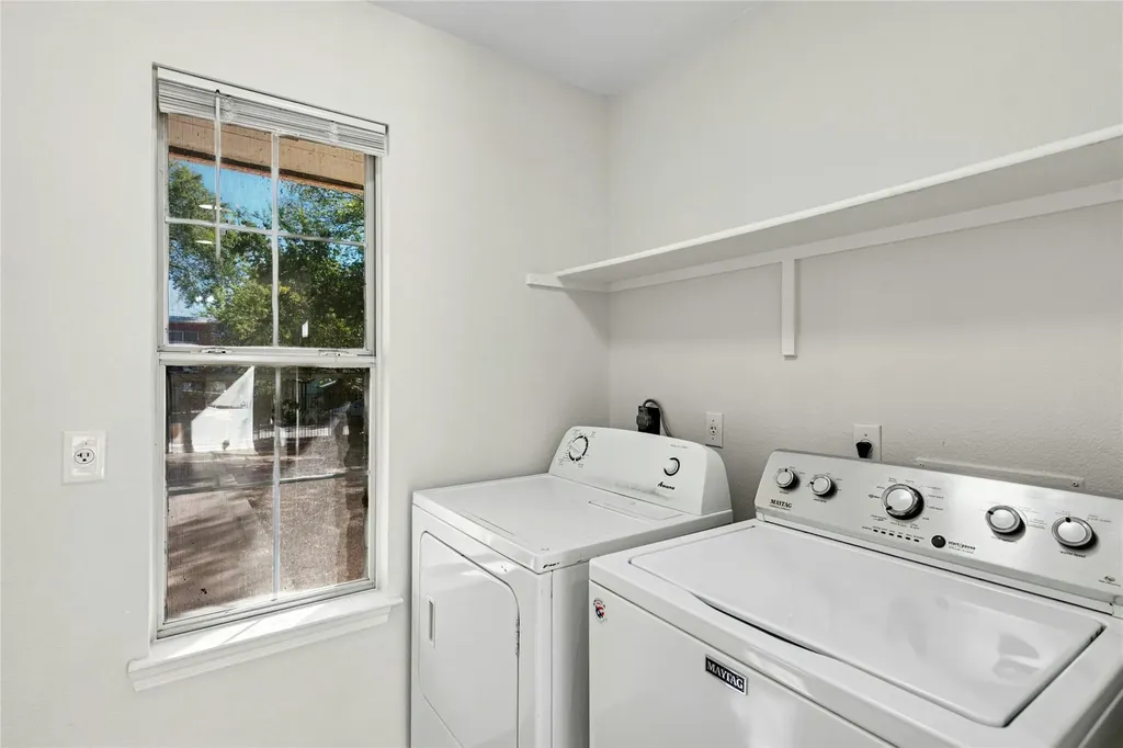1708 E 17th Street Austin TX 78702
