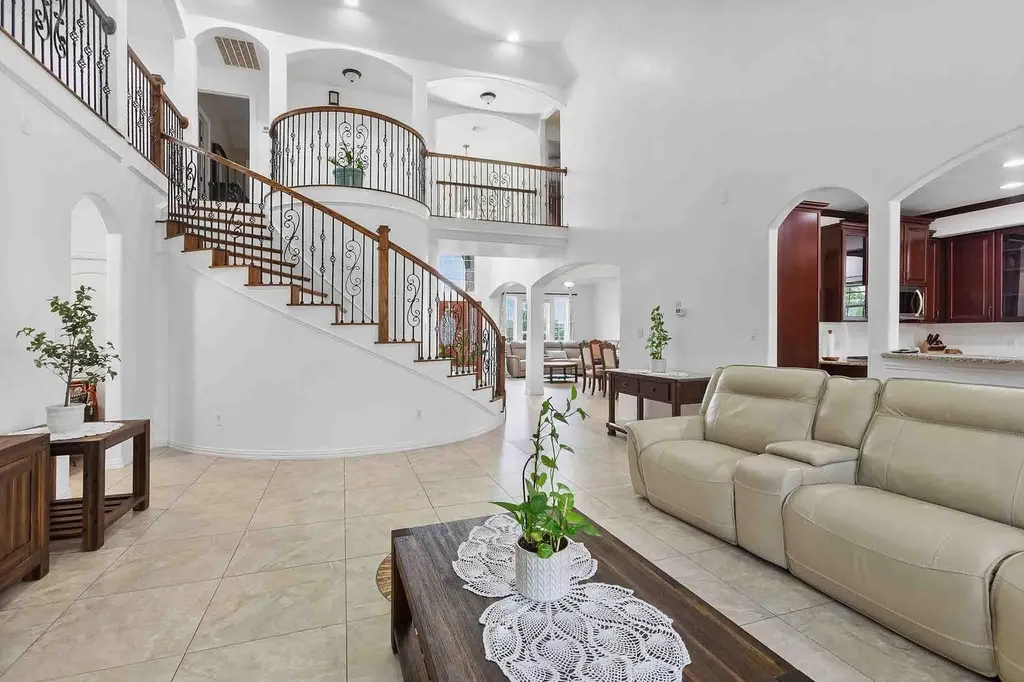 323 Woodbrook Trail Buda TX 78610