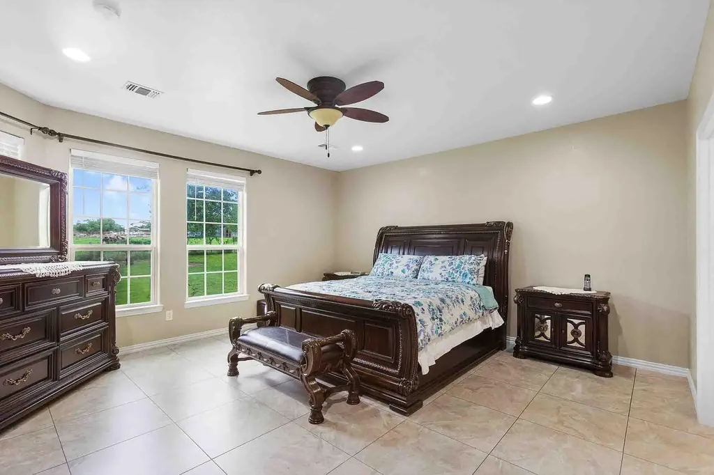 323 Woodbrook Trail Buda TX 78610