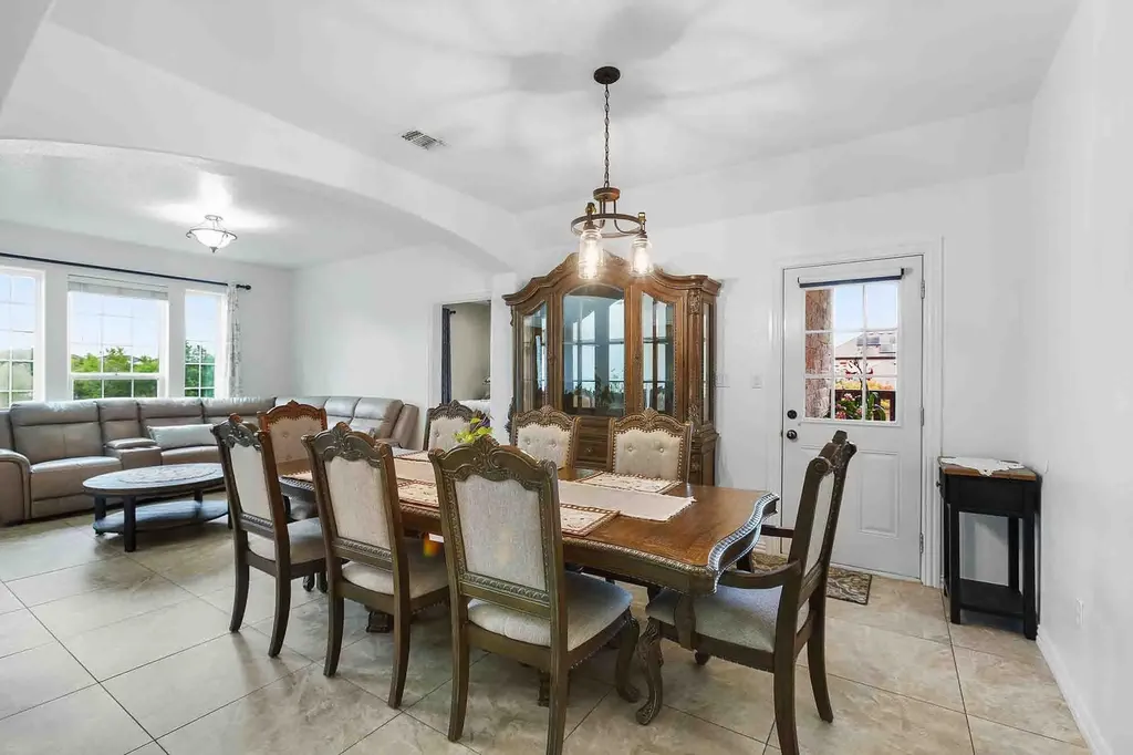 323 Woodbrook Trail Buda TX 78610