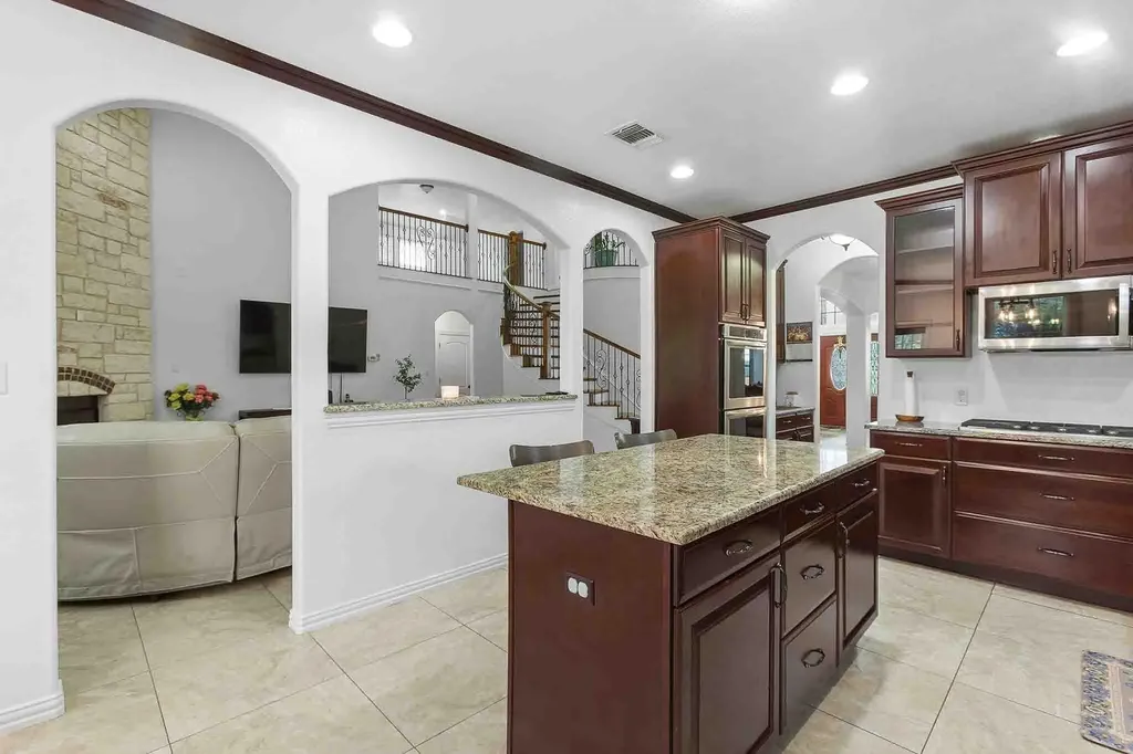 323 Woodbrook Trail Buda TX 78610