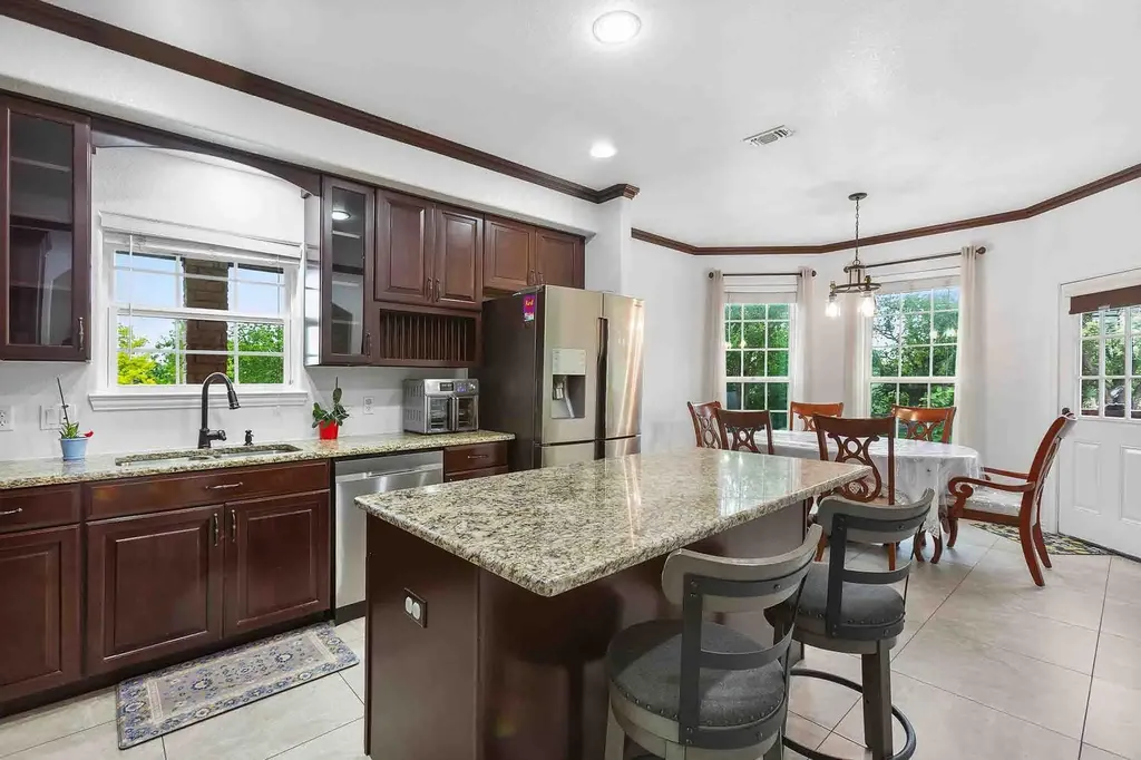 323 Woodbrook Trail Buda TX 78610