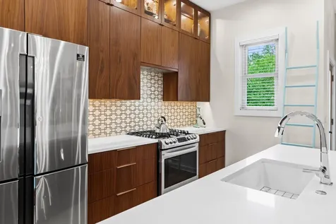 1609 W 8th Street Austin TX 78703
