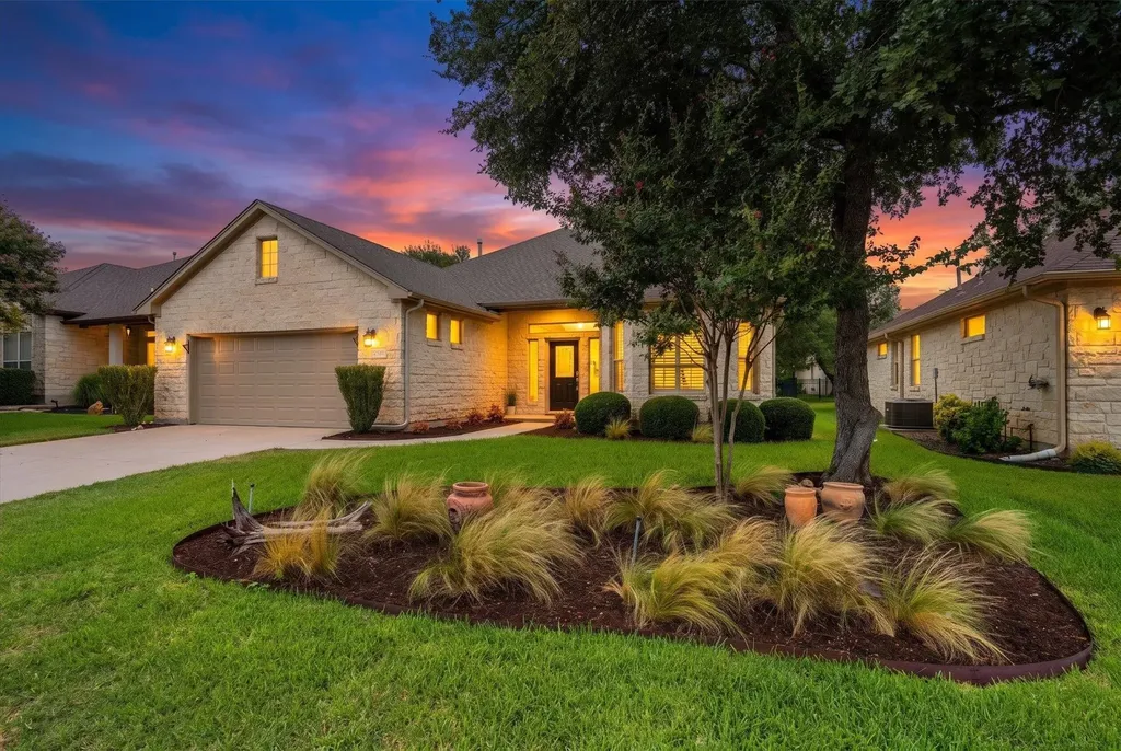 916 Heritage Oaks Bend Georgetown TX 78633