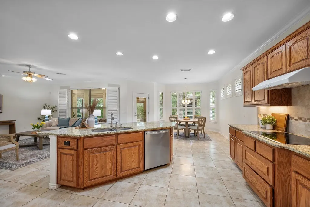 916 Heritage Oaks Bend Georgetown TX 78633