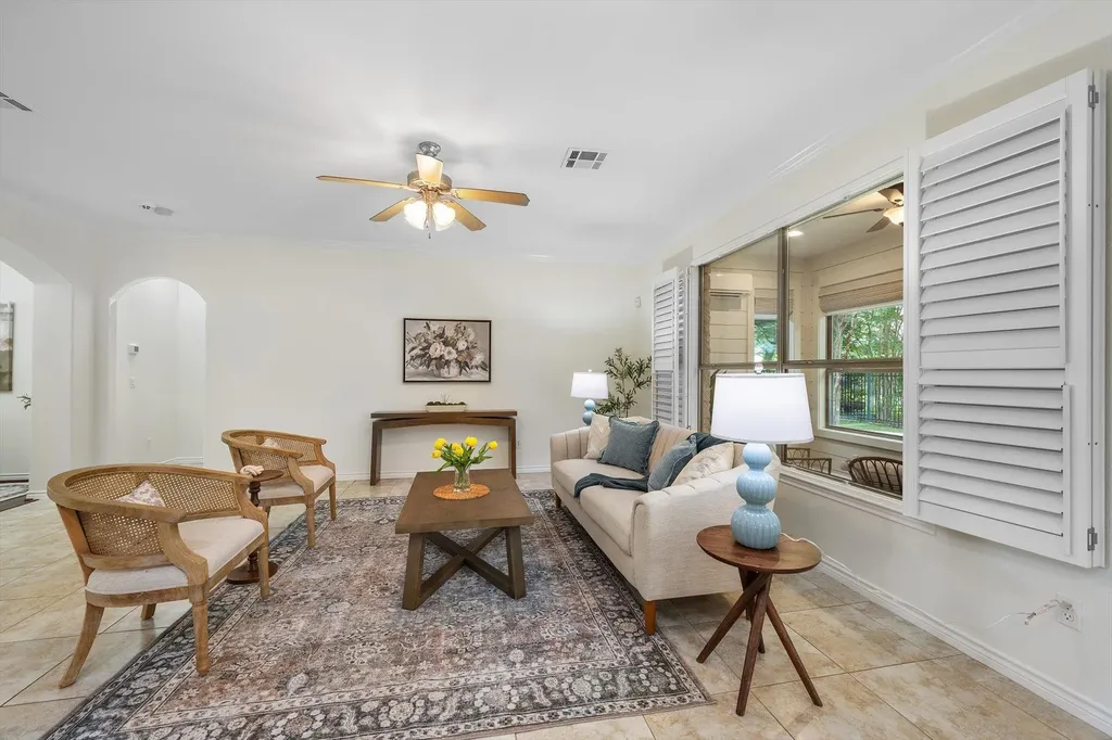 916 Heritage Oaks Bend Georgetown TX 78633
