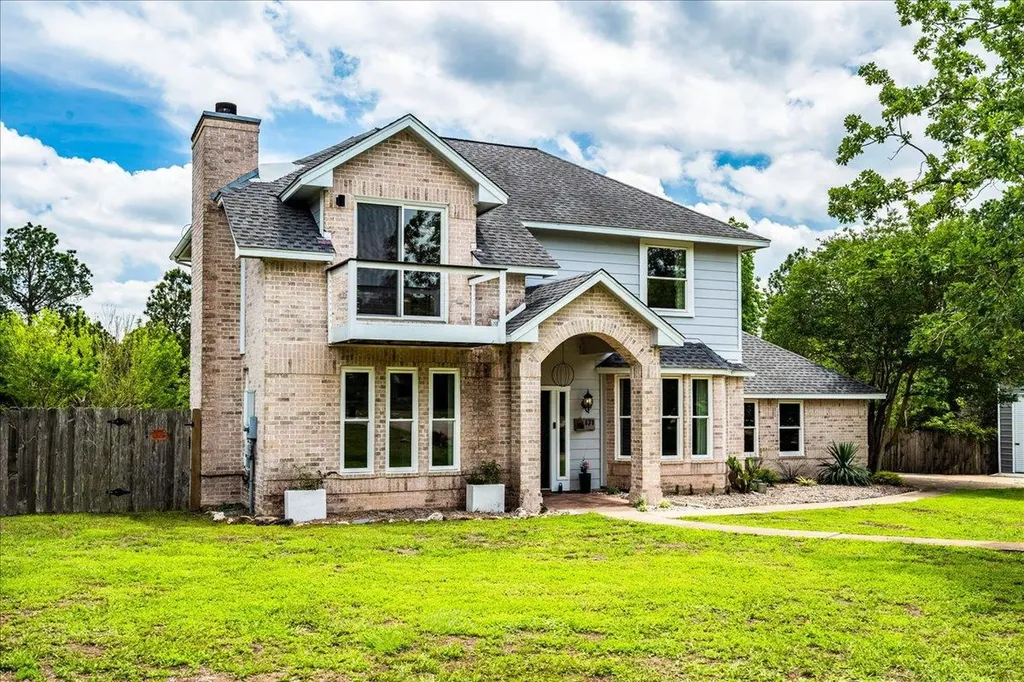 171 N Pin Oak Crossing Elgin TX 78621