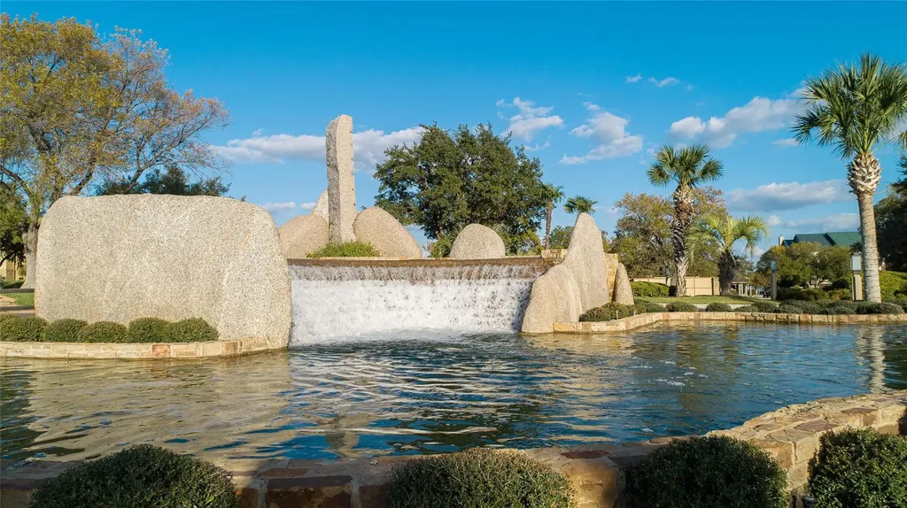 1000 The Cape #65 Road Horseshoe Bay TX 78657