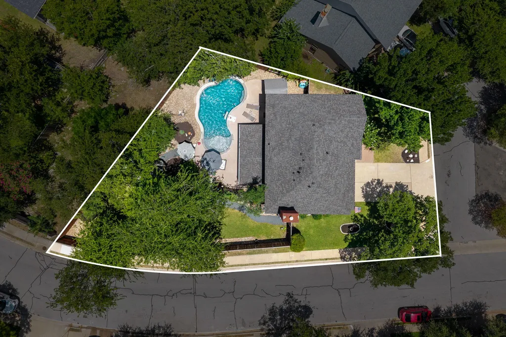 1910 Springwater Drive Round Rock TX 78681