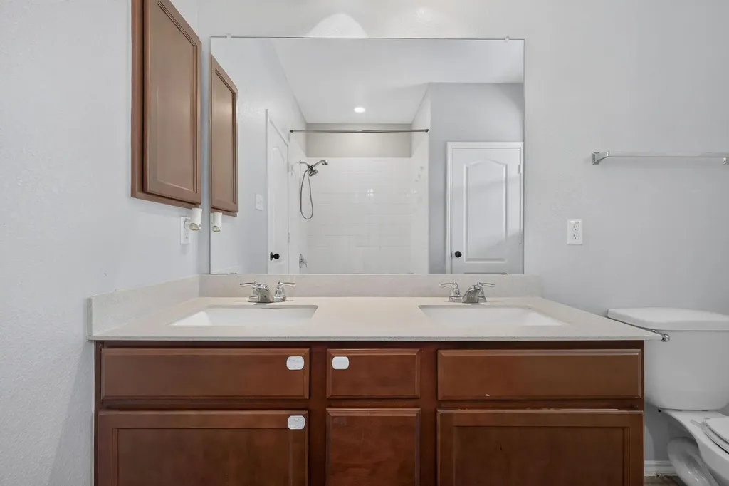 282 Lena Lane Kyle TX 78640