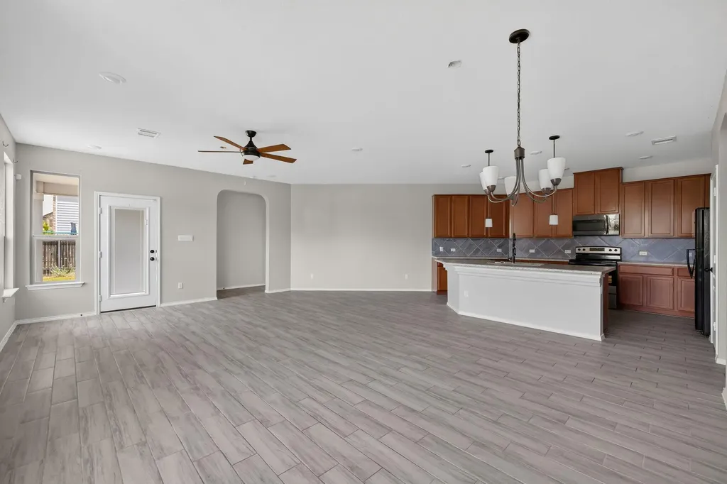 282 Lena Lane Kyle TX 78640