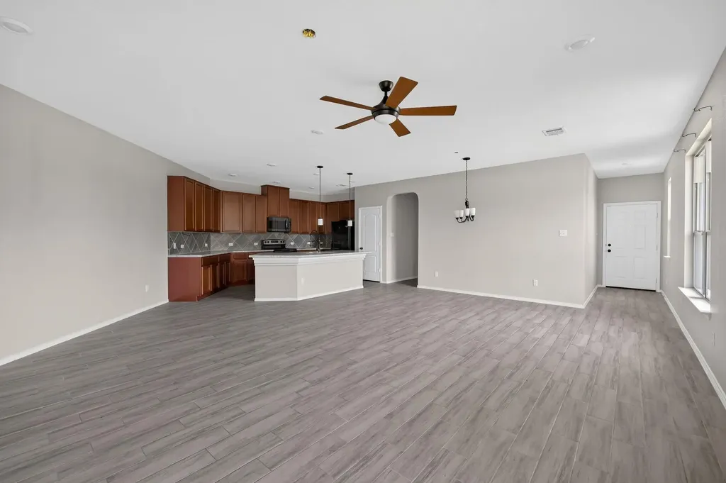 282 Lena Lane Kyle TX 78640
