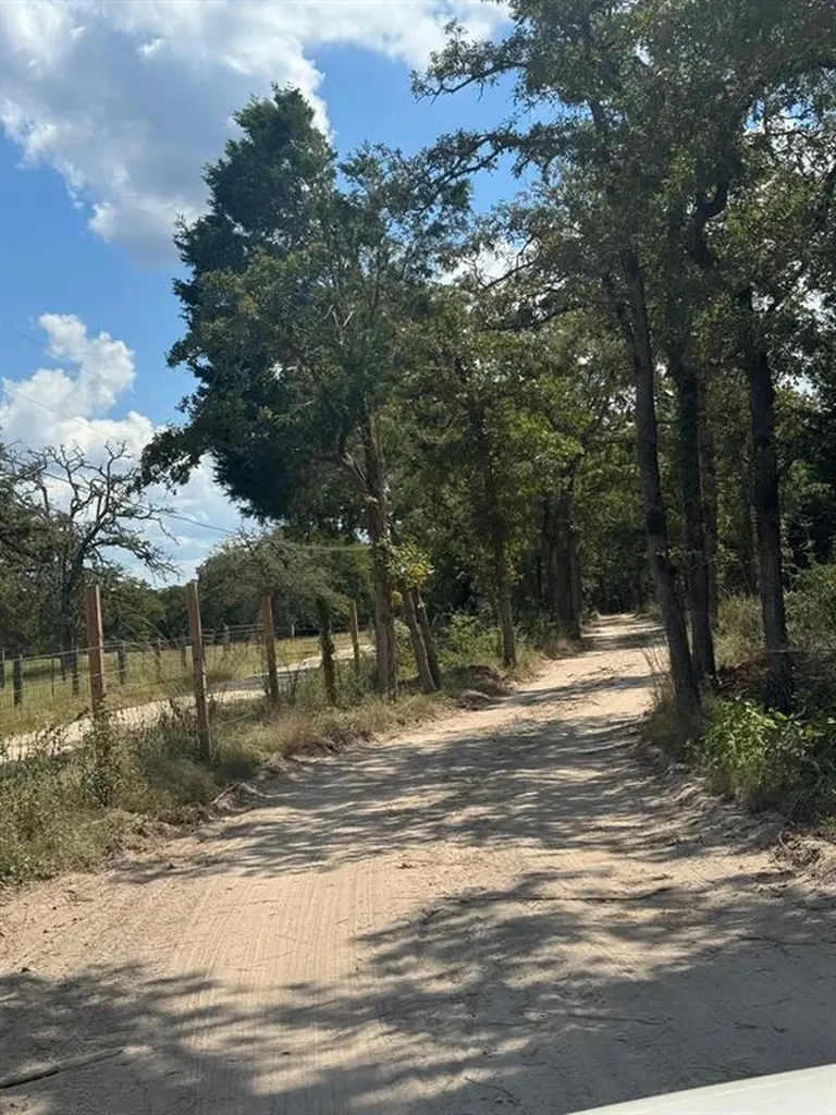 Lot 2 000 Jordan Lane Elgin TX 78621