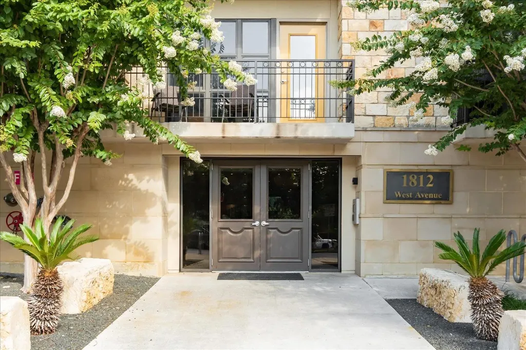 1812 West Avenue Austin TX 78701