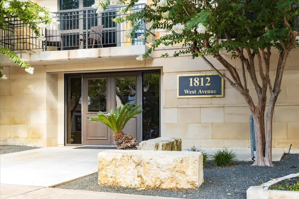 1812 West Avenue Austin TX 78701