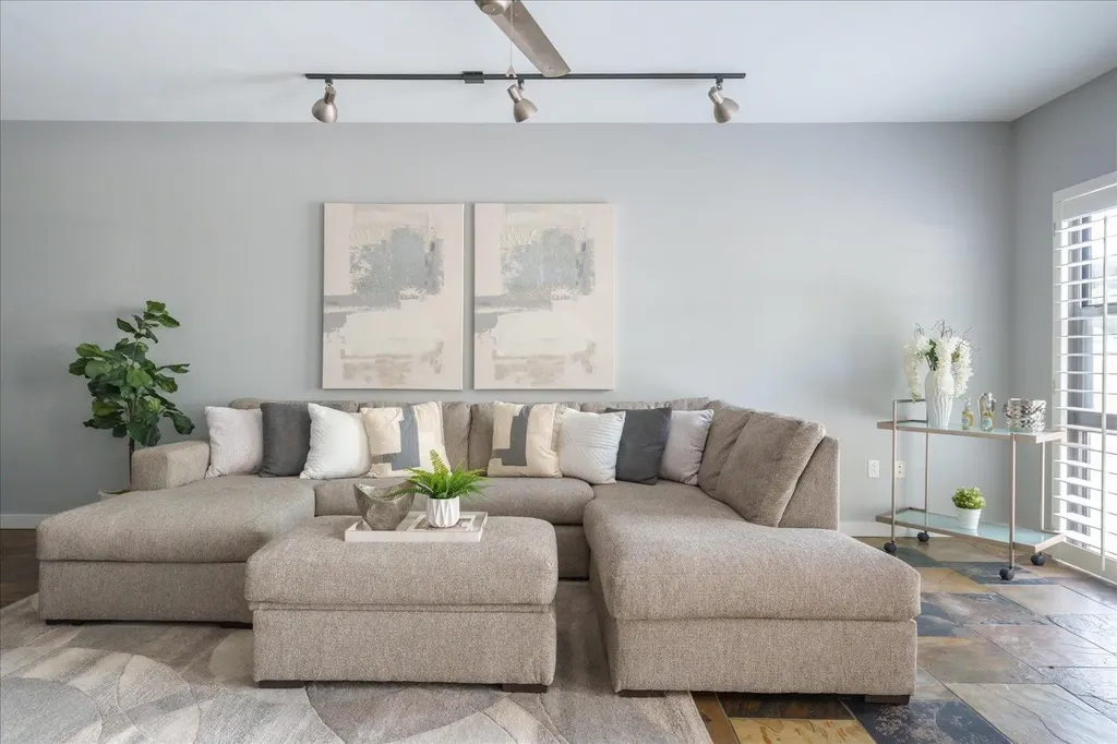 1812 West Avenue Austin TX 78701