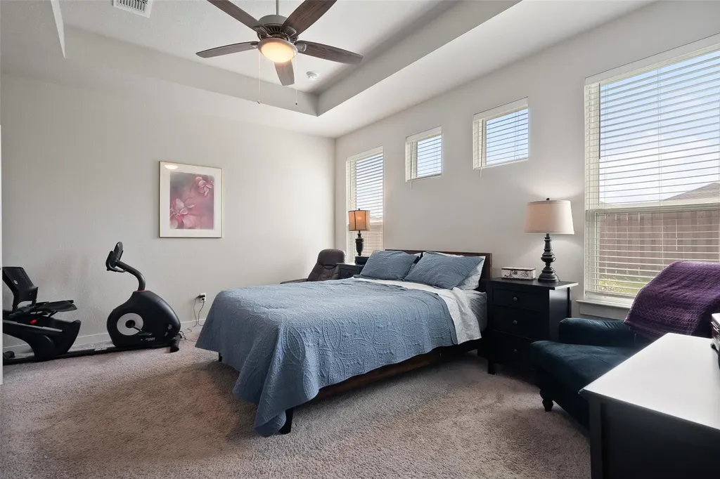 1112 Bluewood Bend Leander TX 78641