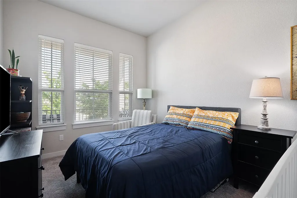 1112 Bluewood Bend Leander TX 78641