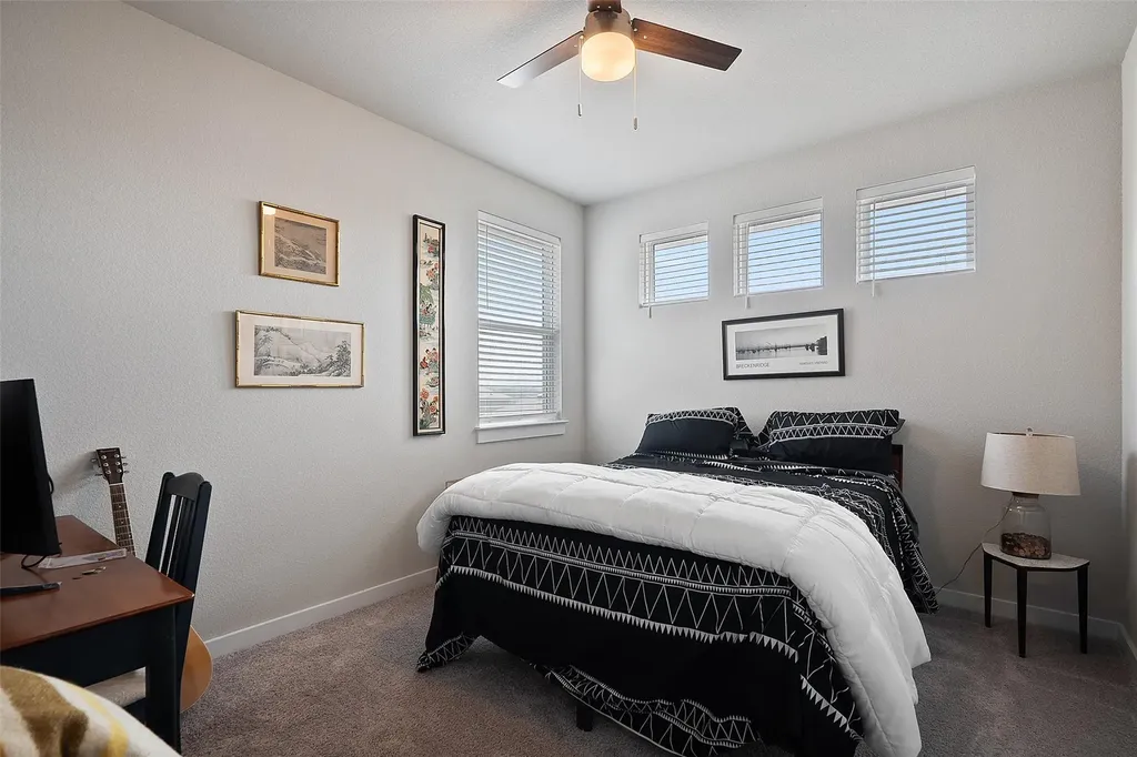 1112 Bluewood Bend Leander TX 78641