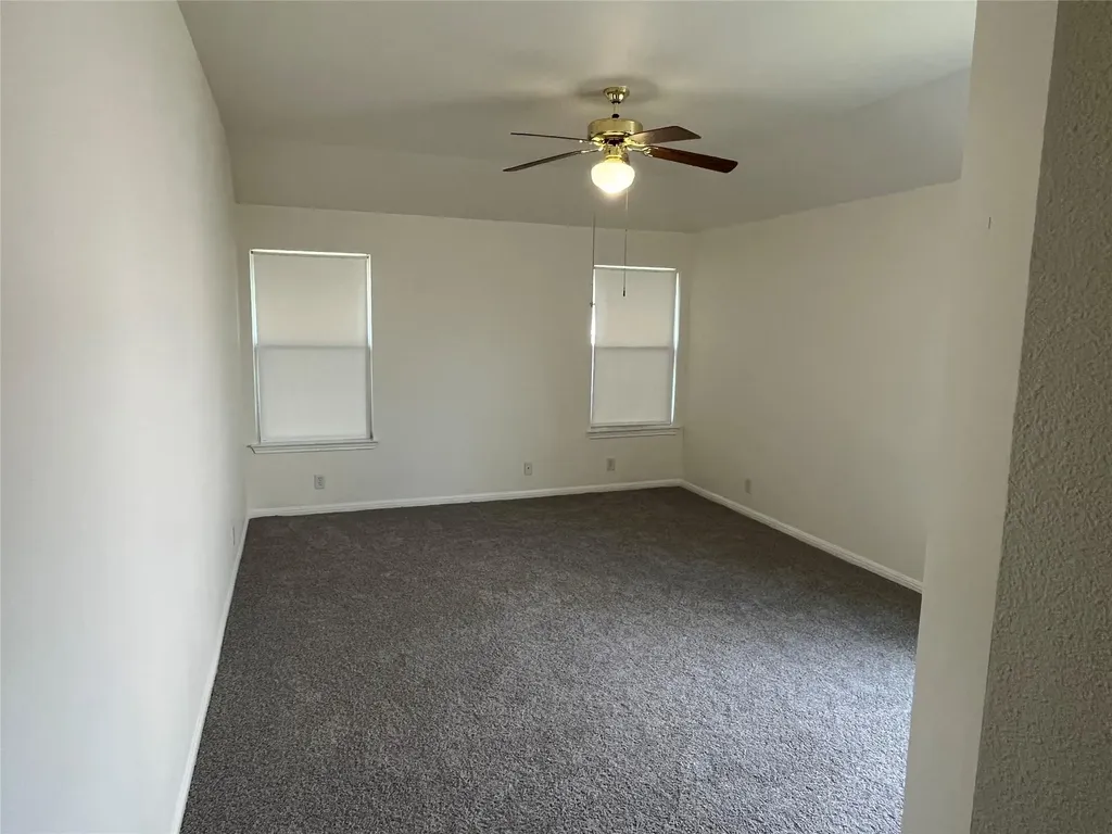 701 Los Robles Road Leander TX 78641