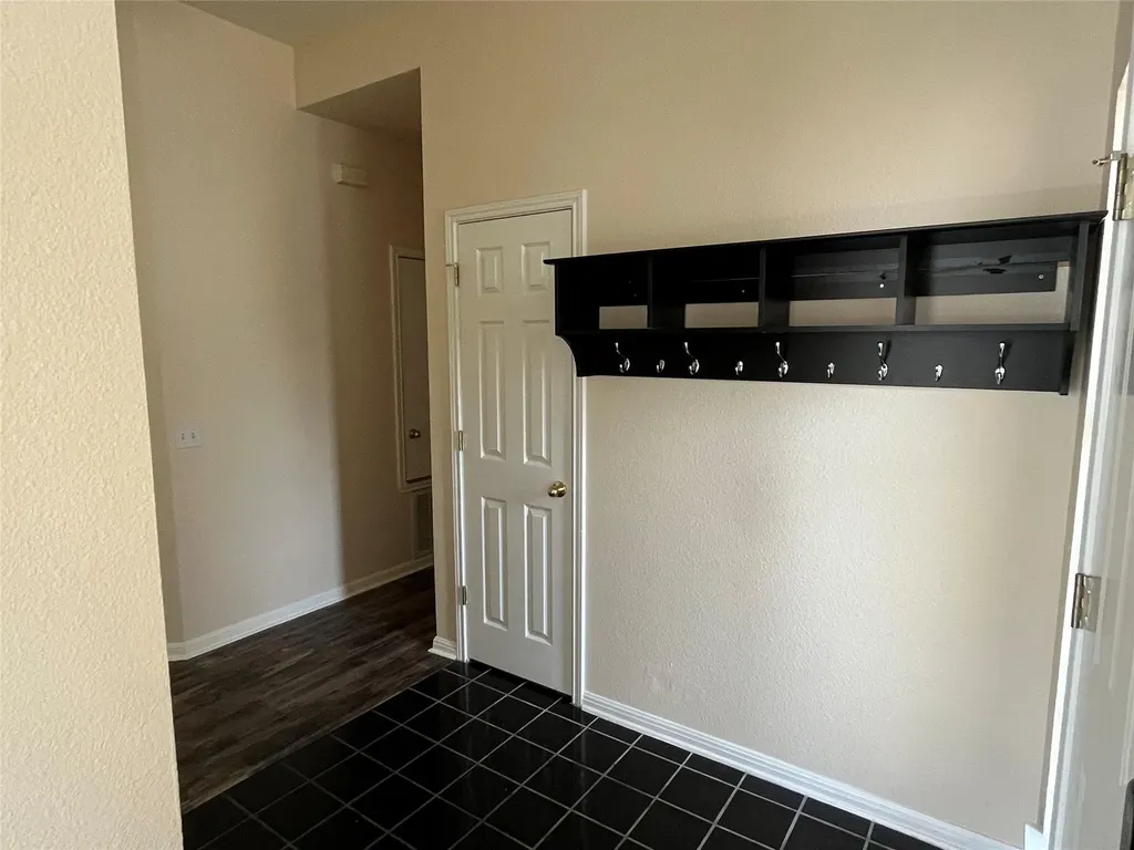 701 Los Robles Road Leander TX 78641