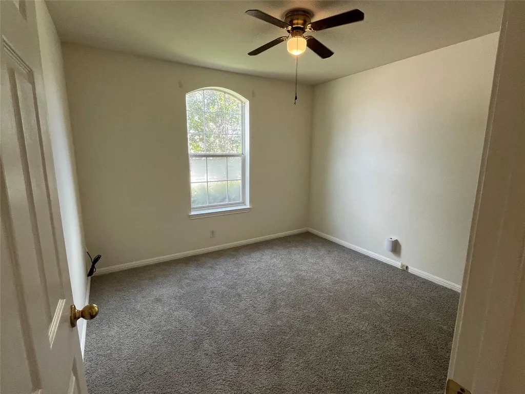 701 Los Robles Road Leander TX 78641