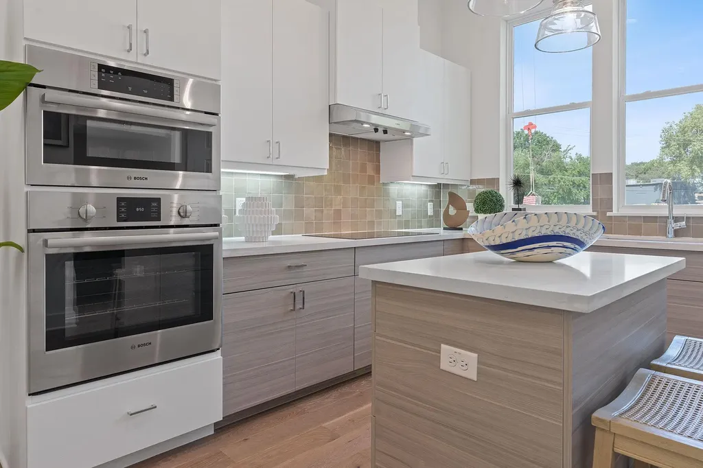 2505 Bluebonnet Lane Austin TX 78704