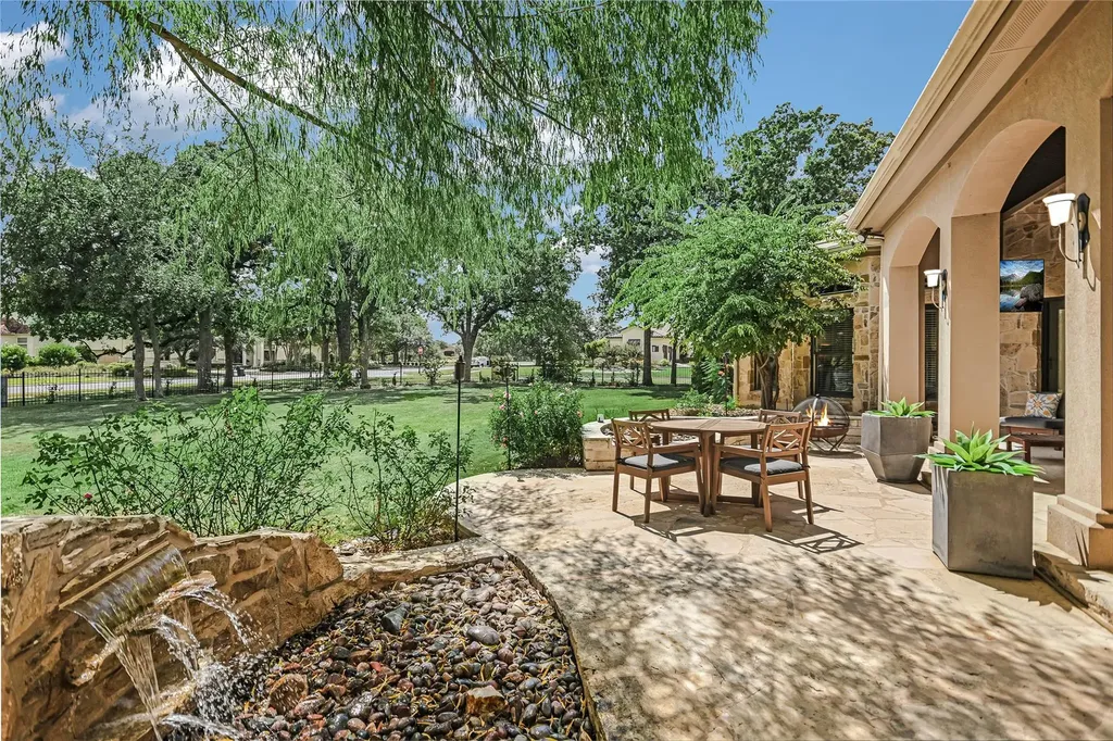 100 Dovetail Lane Georgetown TX 78628