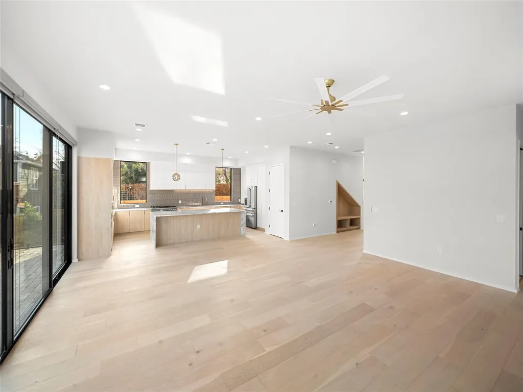 2107 Brackenridge Street Austin TX 78704