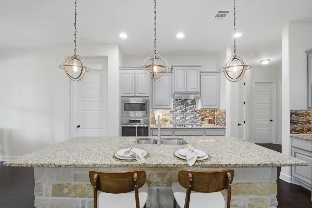 3901 Sansome Lane Round Rock TX 78681