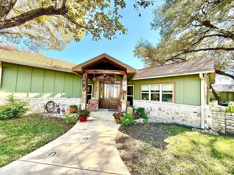 2425 Quail Foot Street San Antonio TX 78253