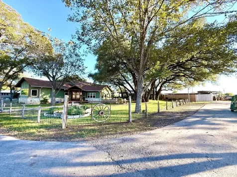 2425 Quail Foot Street San Antonio TX 78253