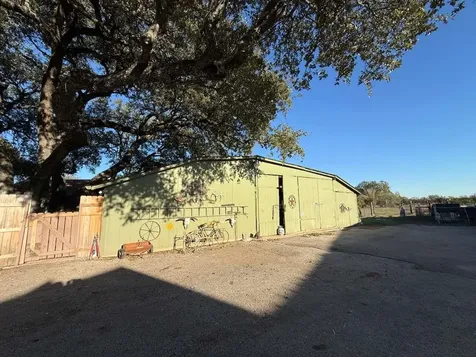 2425 Quail Foot Street San Antonio TX 78253