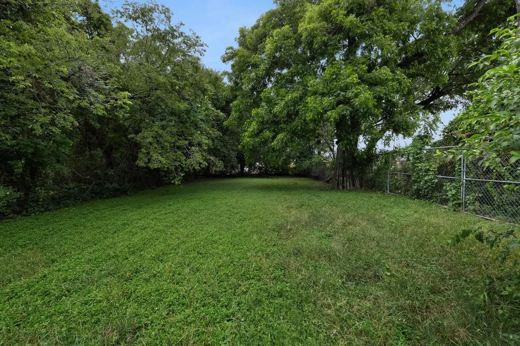 1140 & 1138 1/4 Gunter Street Austin TX 78702