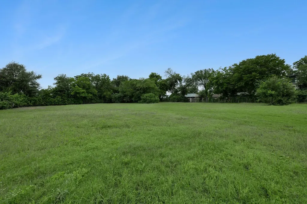 1140 & 1138 1/4 Gunter Street Austin TX 78702