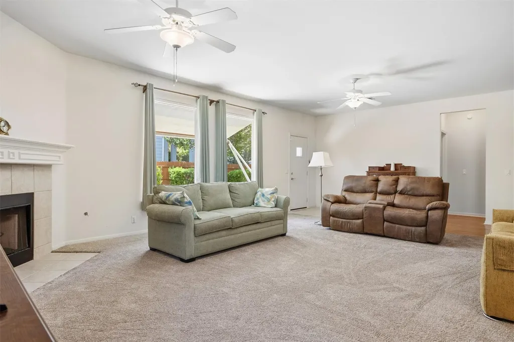 485 Faircrest Drive Buda TX 78610