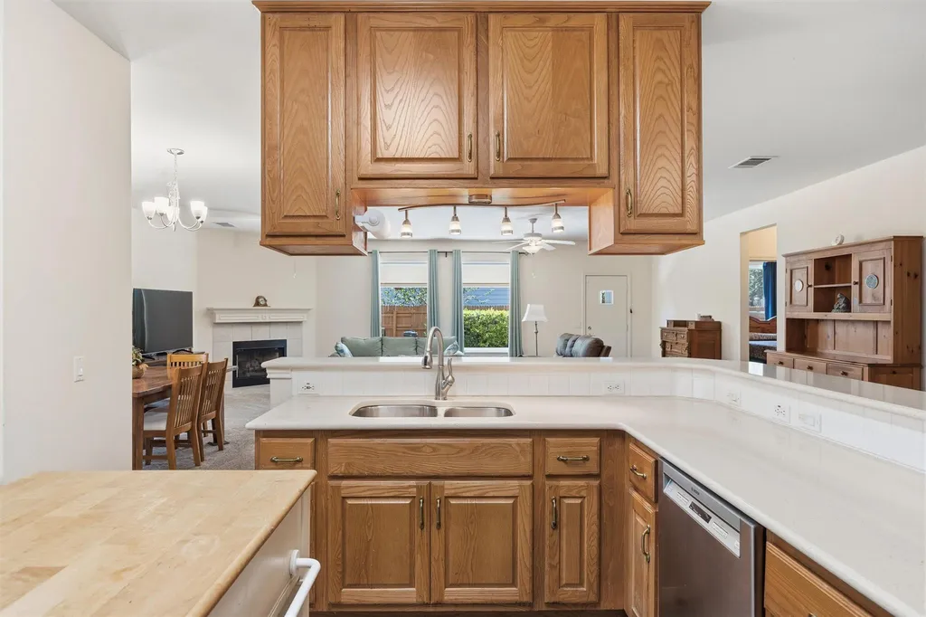 485 Faircrest Drive Buda TX 78610