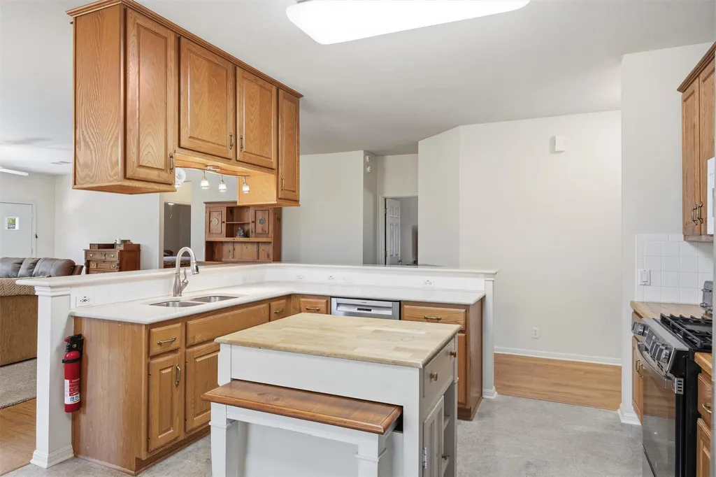 485 Faircrest Drive Buda TX 78610