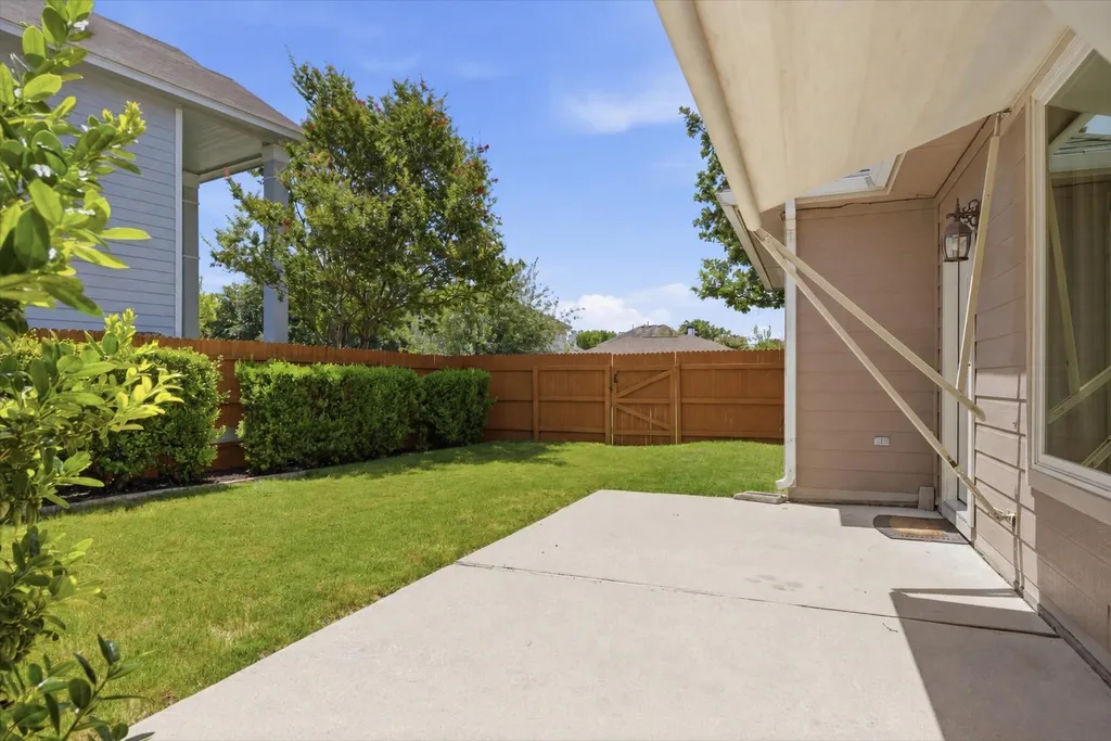 485 Faircrest Drive Buda TX 78610