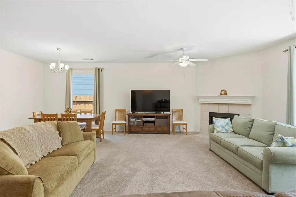 485 Faircrest Drive Buda TX 78610