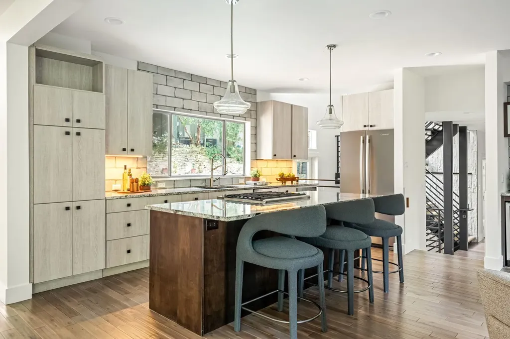 2703 Maria Anna Road Austin TX 78703