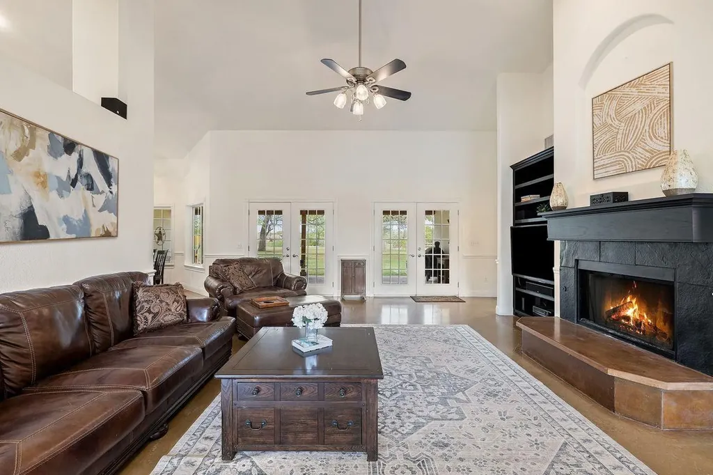 744 W Bartlett Drive Buda TX 78610