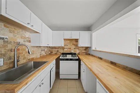 5435 Painted Horse Street San Antonio TX 78242